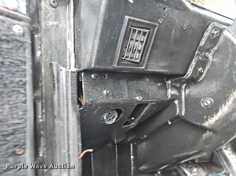 image for item EJ5952 1999 Peterbilt 379 semi truck