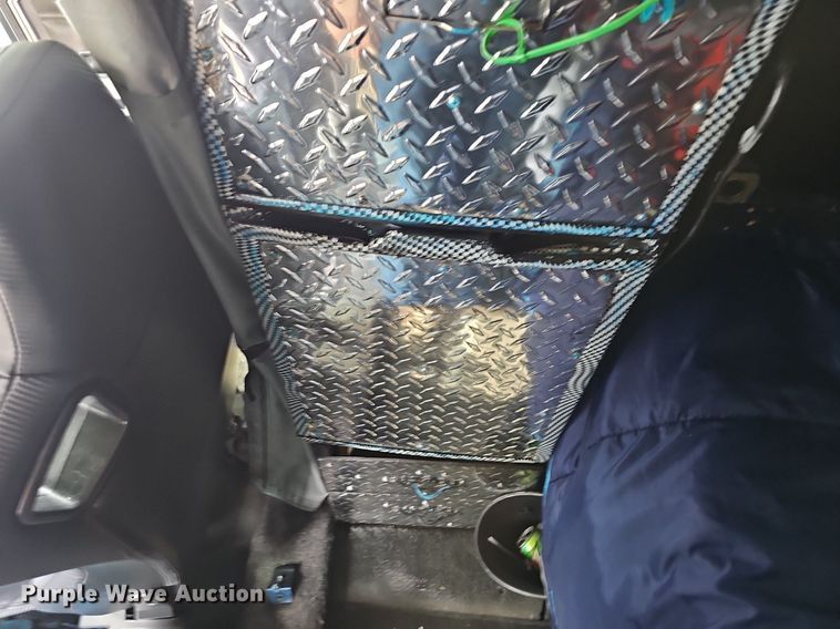 image for item EJ5952 1999 Peterbilt 379 semi truck