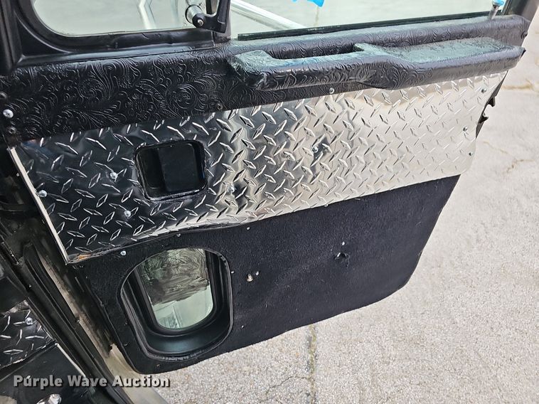 image for item EJ5952 1999 Peterbilt 379 semi truck