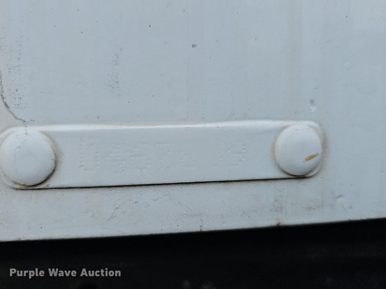 image for item EJ5952 1999 Peterbilt 379 semi truck