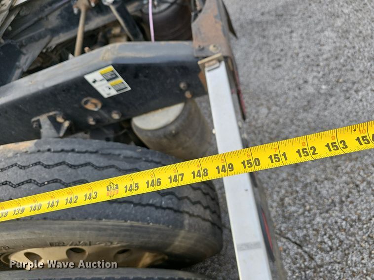 image for item EJ5953 2006 Peterbilt  379 semi truck