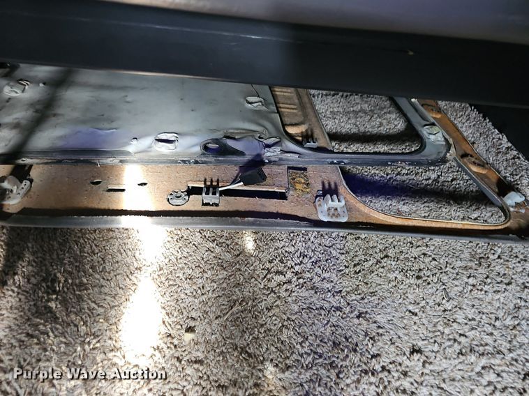 image for item EJ5953 2006 Peterbilt  379 semi truck