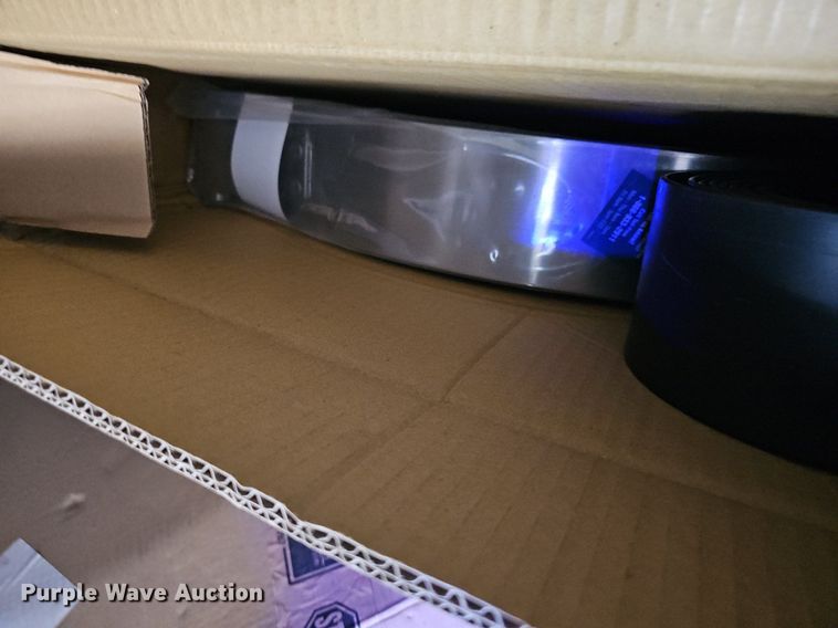 image for item EJ5953 2006 Peterbilt  379 semi truck