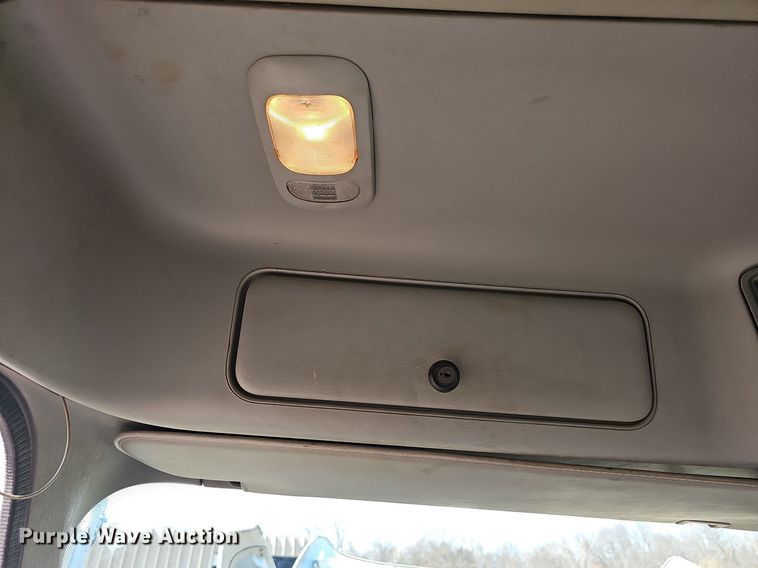 image for item EJ5967 2006 Freightliner Columbia semi truck