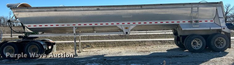 image for item EK4101 2005 Everlite end dump trailer