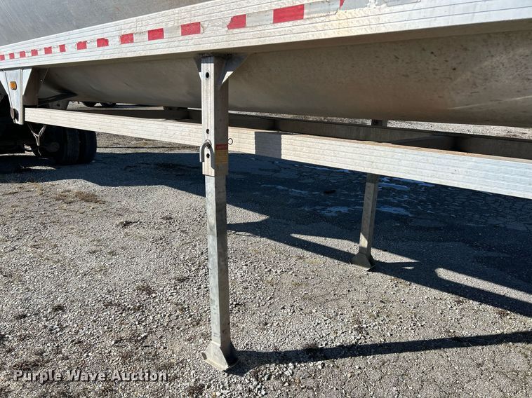 image for item EK4101 2005 Everlite end dump trailer