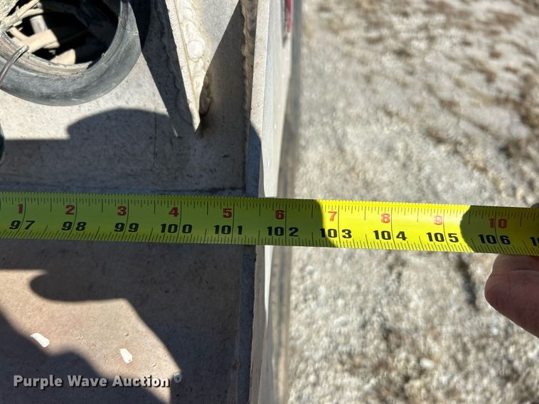 image for item EK4101 2005 Everlite end dump trailer