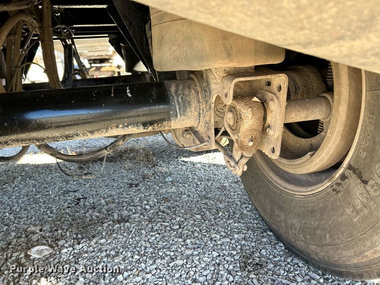 image for item EK4101 2005 Everlite end dump trailer