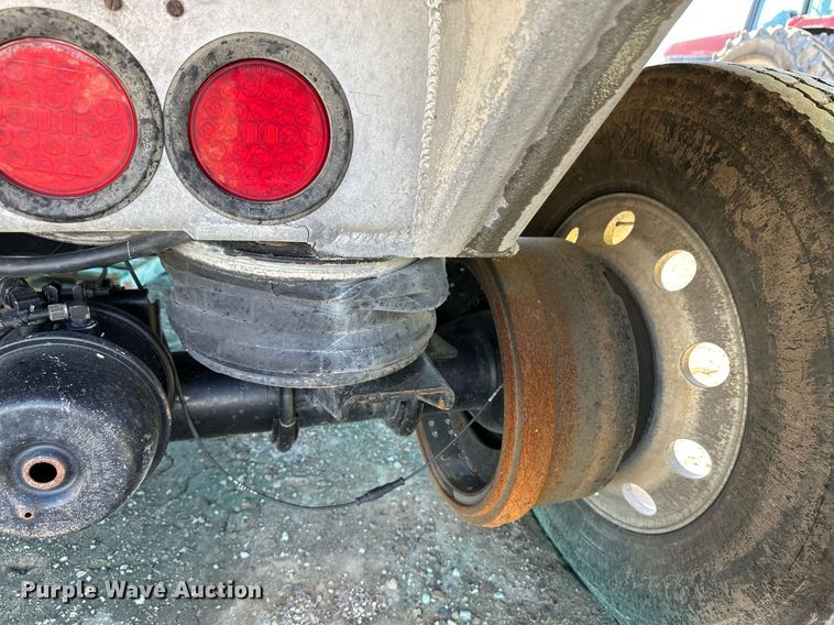 image for item EK9876 1999 Mate end dump trailer