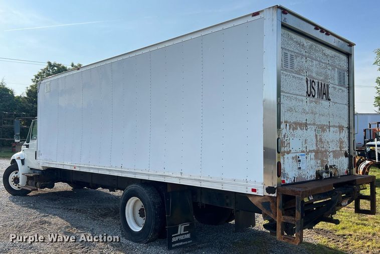 image for item II9198 2015 International 4300 box truck