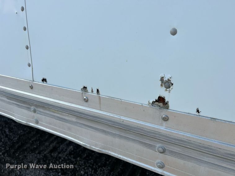 image for item II9198 2015 International 4300 box truck