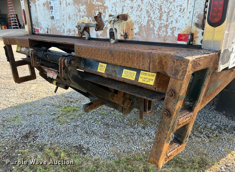 image for item II9198 2015 International 4300 box truck