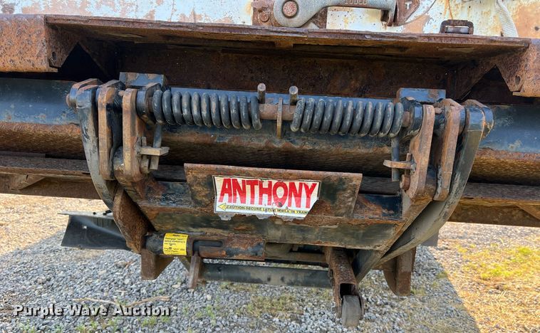 image for item II9198 2015 International 4300 box truck