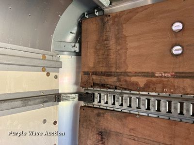 image for item II9198 2015 International 4300 box truck