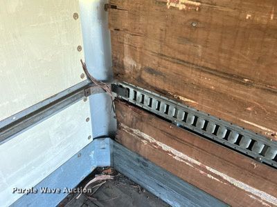 image for item II9198 2015 International 4300 box truck