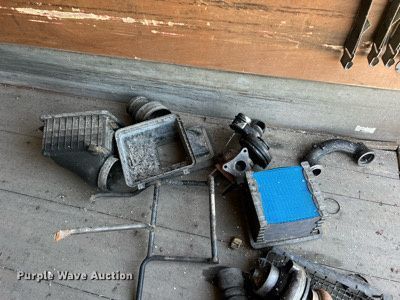 image for item II9198 2015 International 4300 box truck