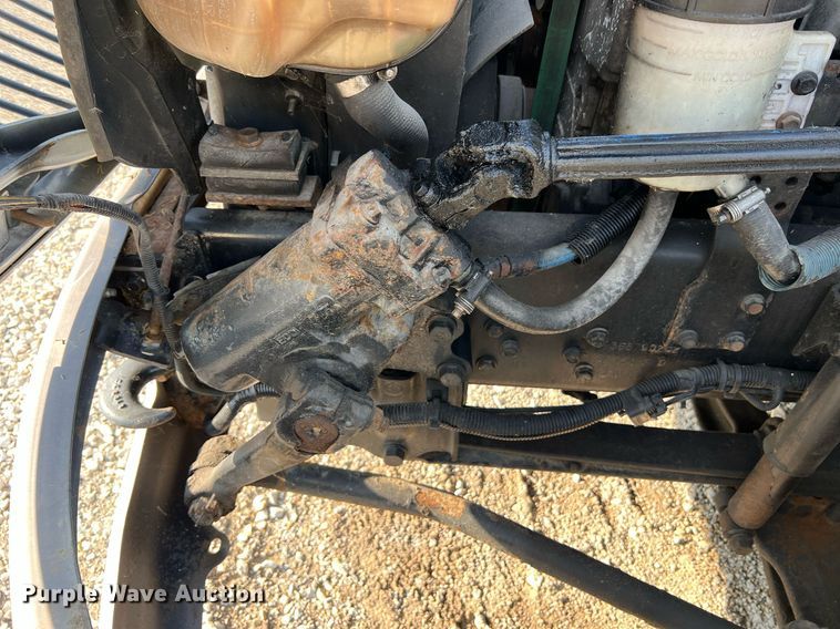 image for item II9198 2015 International 4300 box truck