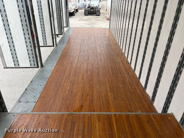 image for item KV9821 2009 Kentucky  dry van trailer