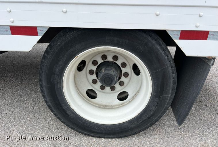image for item KV9821 2009 Kentucky  dry van trailer