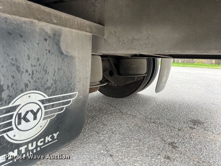 image for item KV9821 2009 Kentucky  dry van trailer