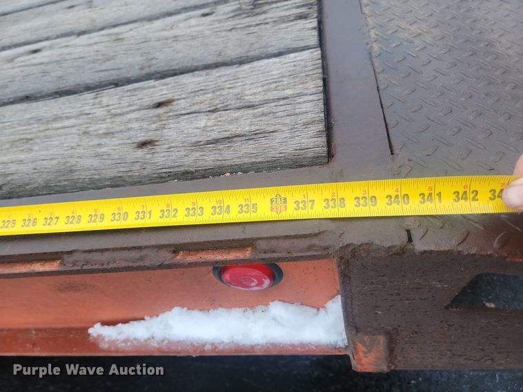 1995 Dakota Manufacturing DD25T32 drop tilt deck equipment trailer in