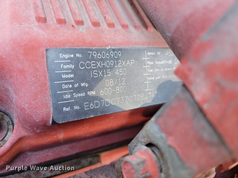 image for item LC9845 2013 Kenworth T660 semi truck