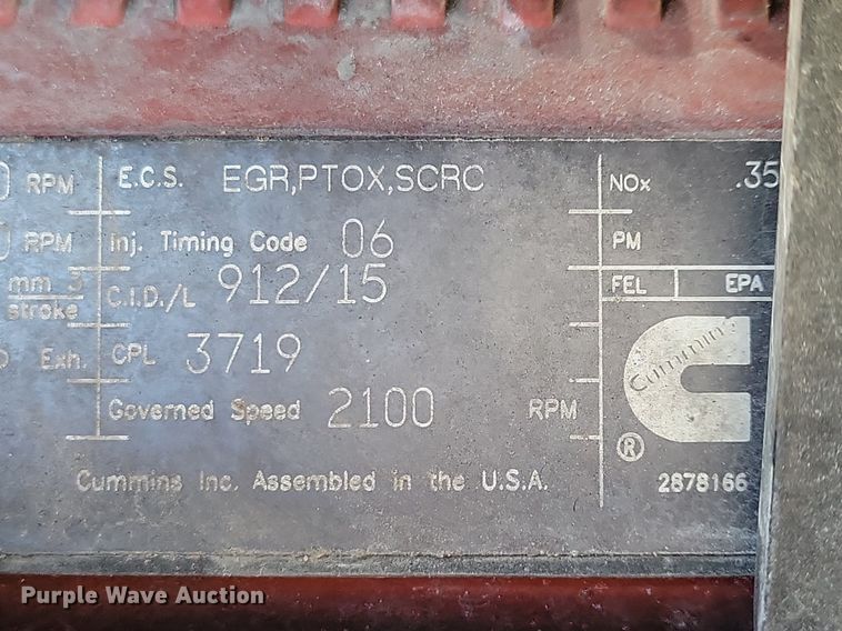 image for item LC9845 2013 Kenworth T660 semi truck