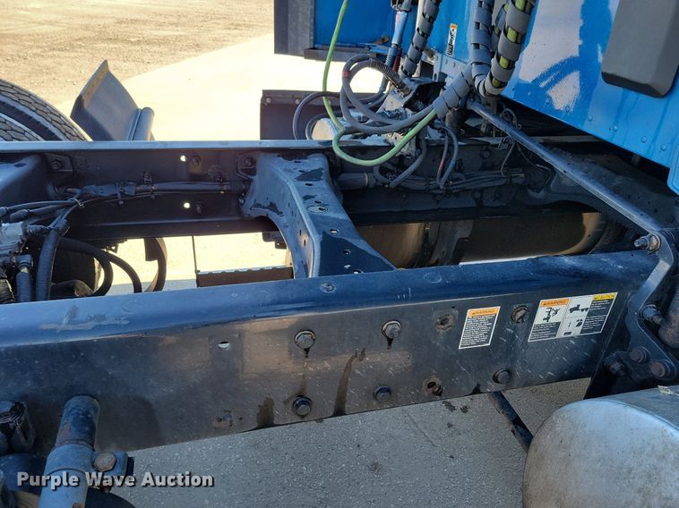 image for item LC9846 2017 Kenworth T680 semi truck