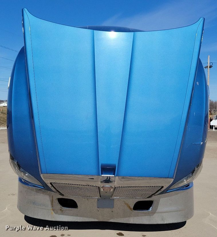 image for item LC9846 2017 Kenworth T680 semi truck