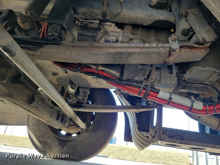 image for item LC9846 2017 Kenworth T680 semi truck