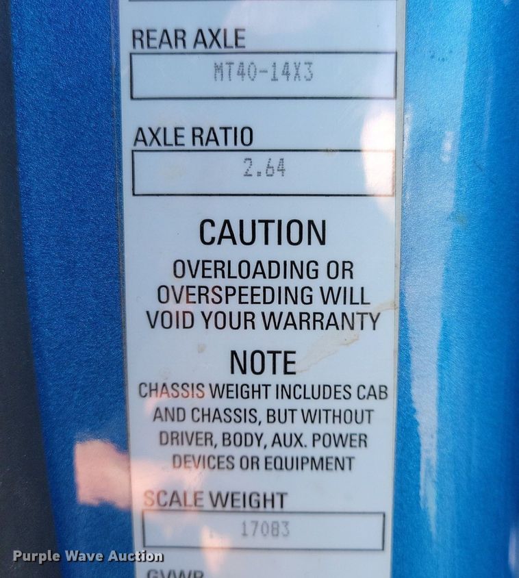 image for item LC9846 2017 Kenworth T680 semi truck