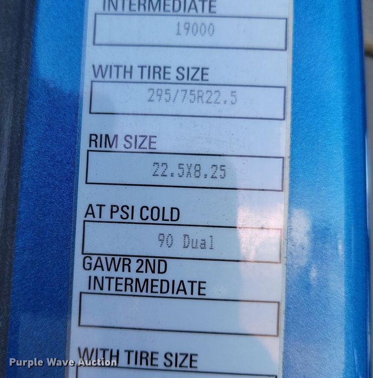 image for item LC9846 2017 Kenworth T680 semi truck