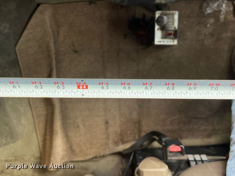 image for item LD9844 2007 International  9400i semi truck