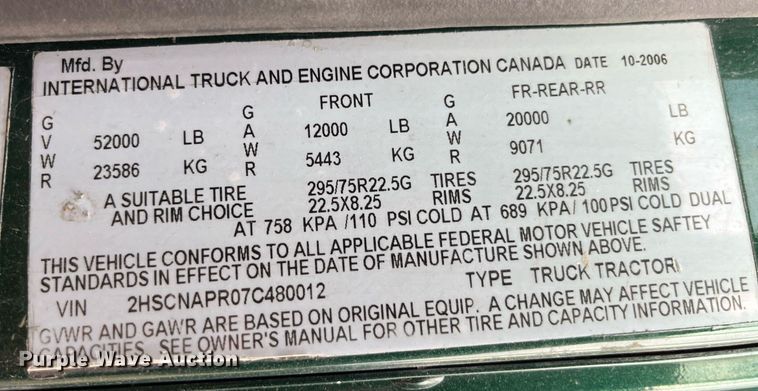 image for item LD9844 2007 International  9400i semi truck