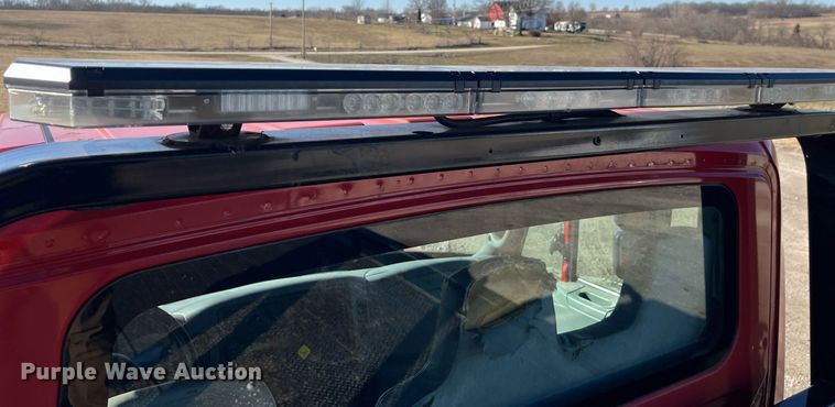 image for item LD9989 2005 International  4300 rollback truck