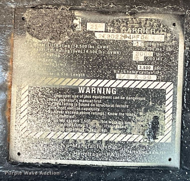 image for item LD9989 2005 International  4300 rollback truck