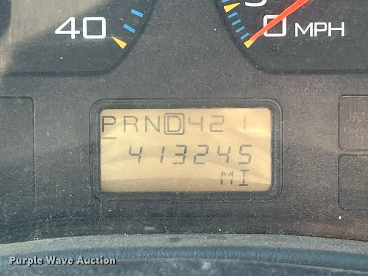 image for item LD9989 2005 International  4300 rollback truck