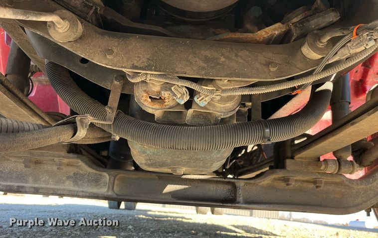 image for item LD9989 2005 International  4300 rollback truck