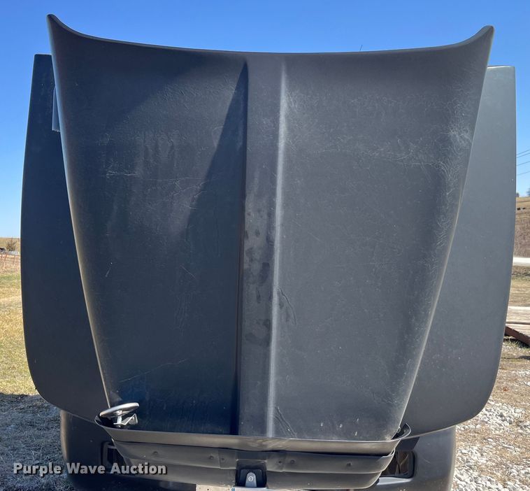 image for item LE9024 1995 Kenworth T600 semi truck