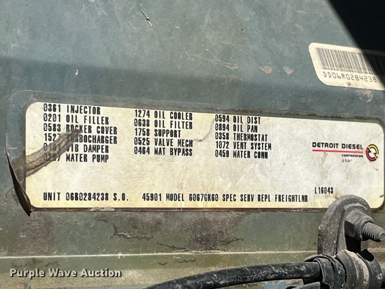 image for item LE9024 1995 Kenworth T600 semi truck