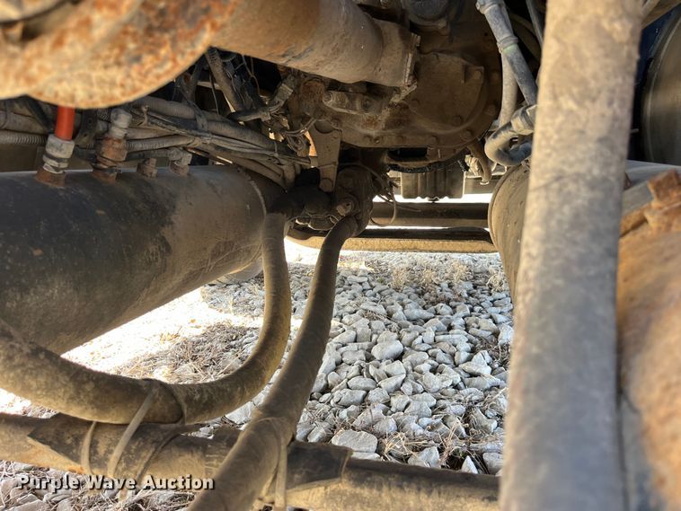 image for item LE9024 1995 Kenworth T600 semi truck