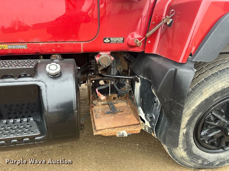 image for item LO9488 1999 Mack RD690S dump truck