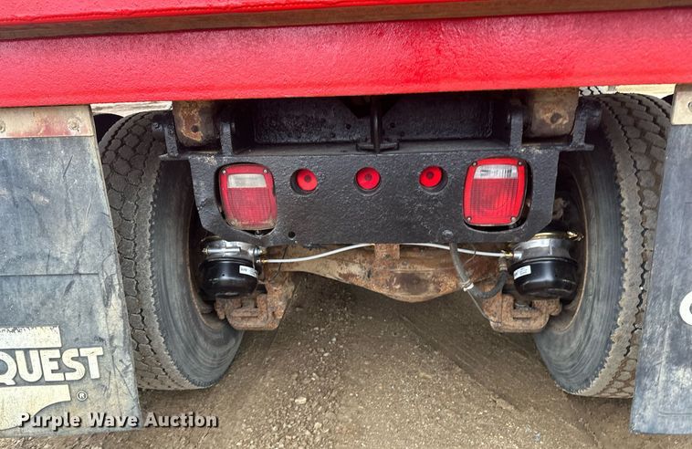 image for item LO9488 1999 Mack RD690S dump truck