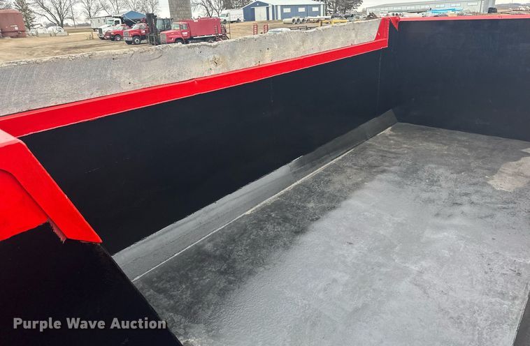 image for item LO9488 1999 Mack RD690S dump truck