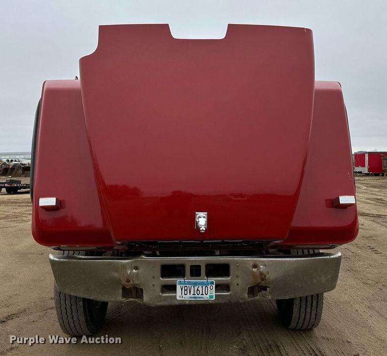 image for item LO9488 1999 Mack RD690S dump truck