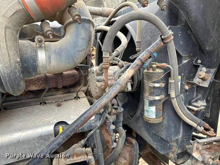 image for item LO9488 1999 Mack RD690S dump truck