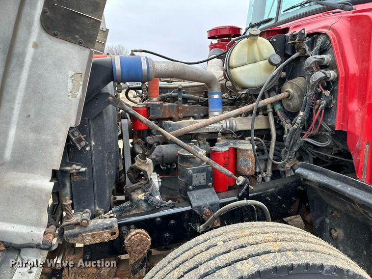 image for item LO9488 1999 Mack RD690S dump truck