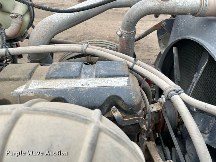 image for item LO9488 1999 Mack RD690S dump truck