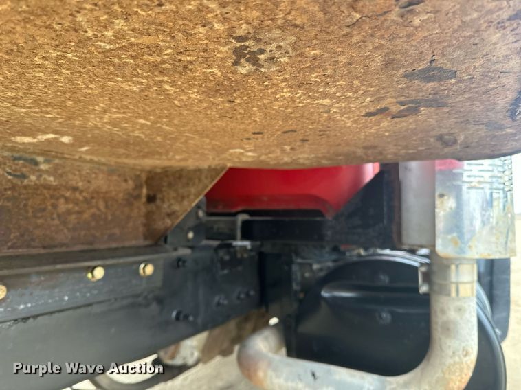 image for item LO9488 1999 Mack RD690S dump truck