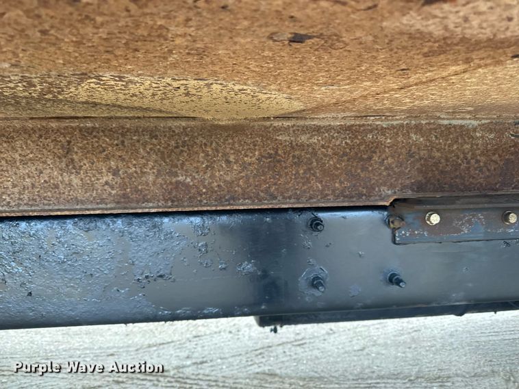 image for item LO9488 1999 Mack RD690S dump truck